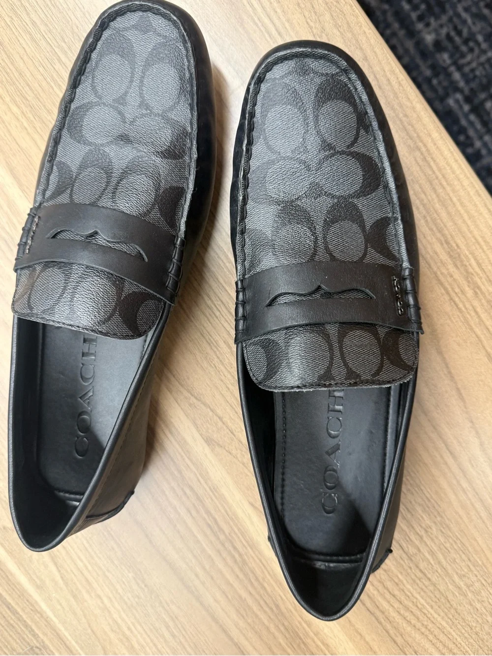 Coach Liam Driver, a refined slip-on loafer - Picture 6 of 6